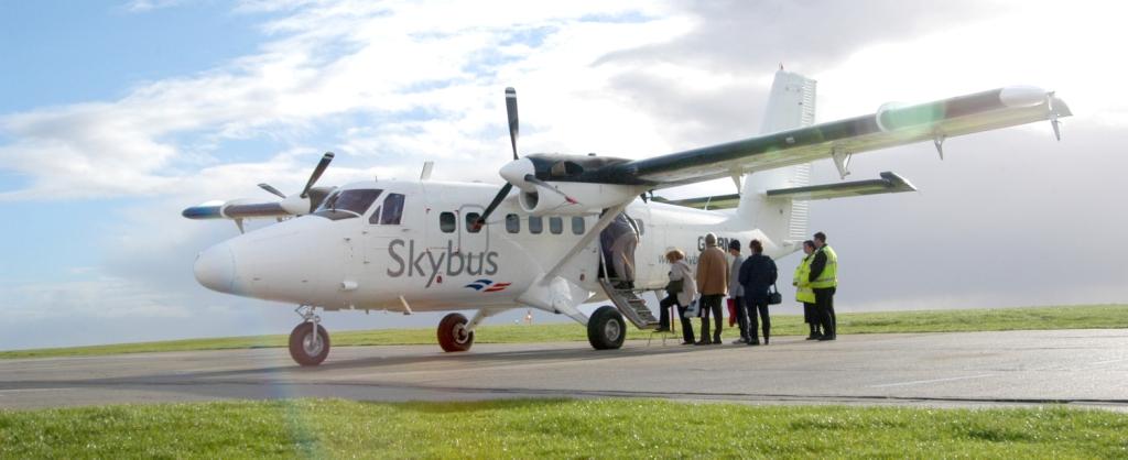 Boarding Skybus Twin Otter