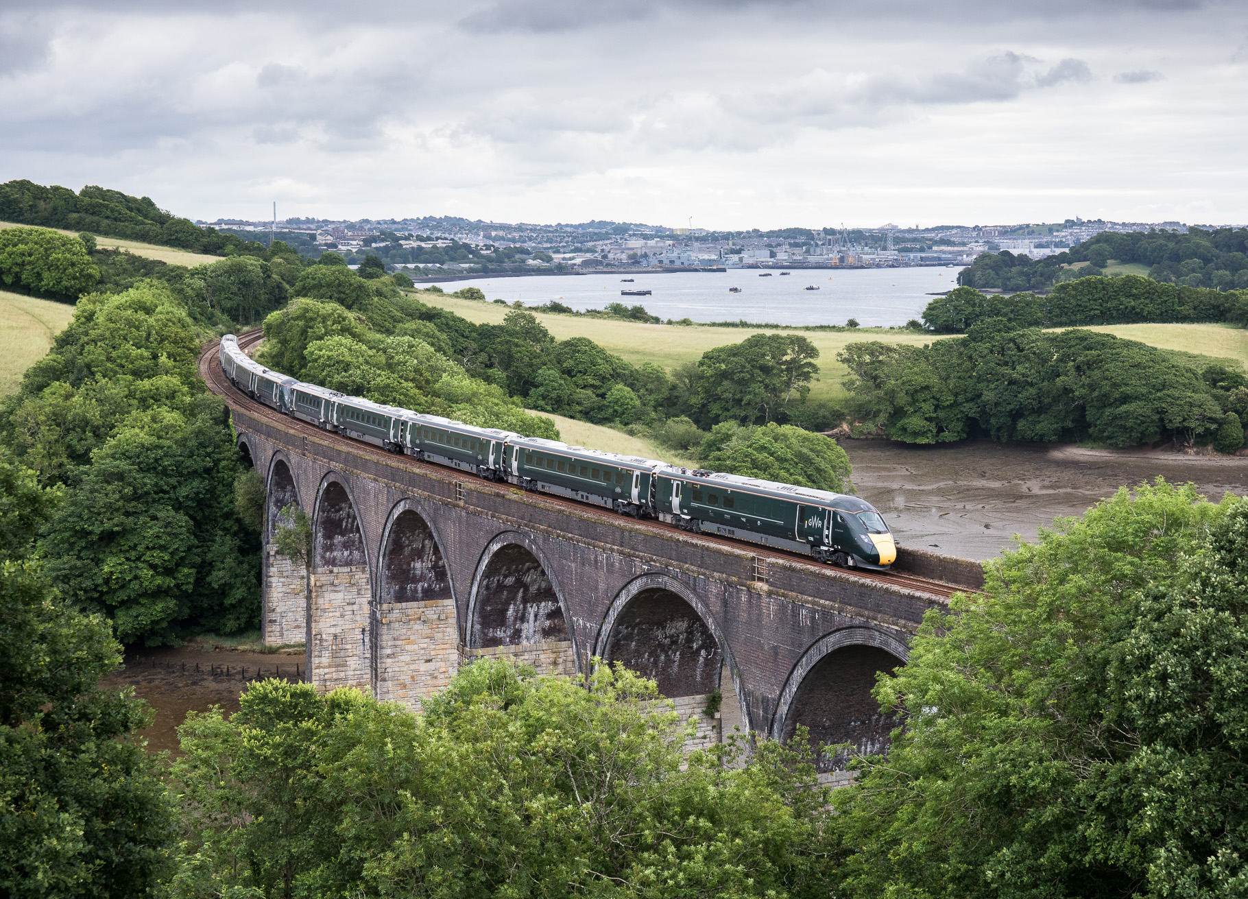visit cornwall by train